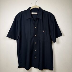 Island Republic Rayon Short Sleeve Button Shirt M Black Textured Old Money NWT